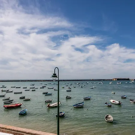 Casa Capuchinos - Free Parking By Time