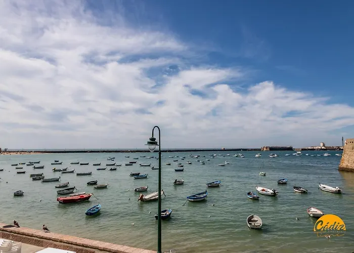 Casa Capuchinos - Free Parking By Time